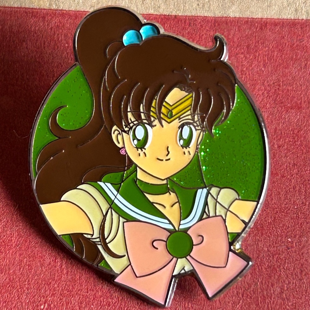 Sailor Guardian Sailor Jupiter Glitter Enamel Pin